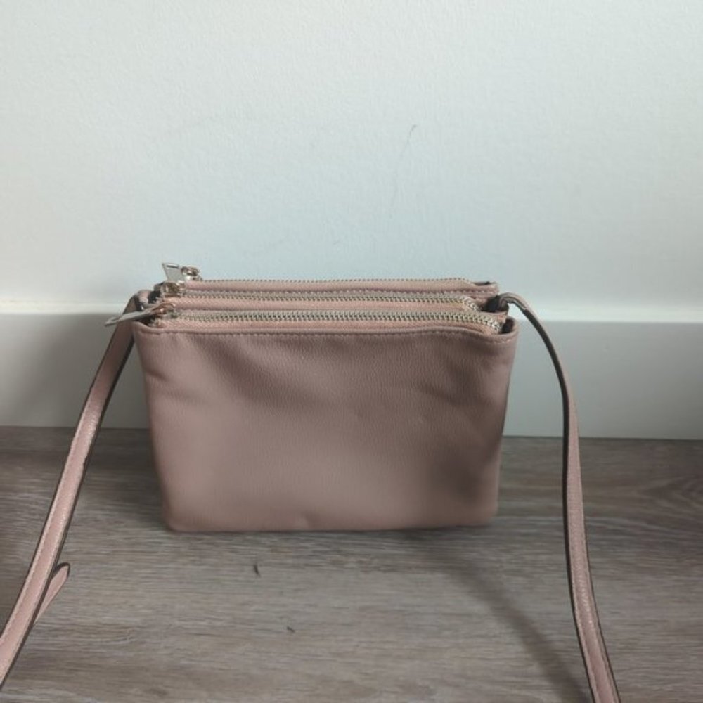 Design Lab Lord & Taylor Crossbody Purse
